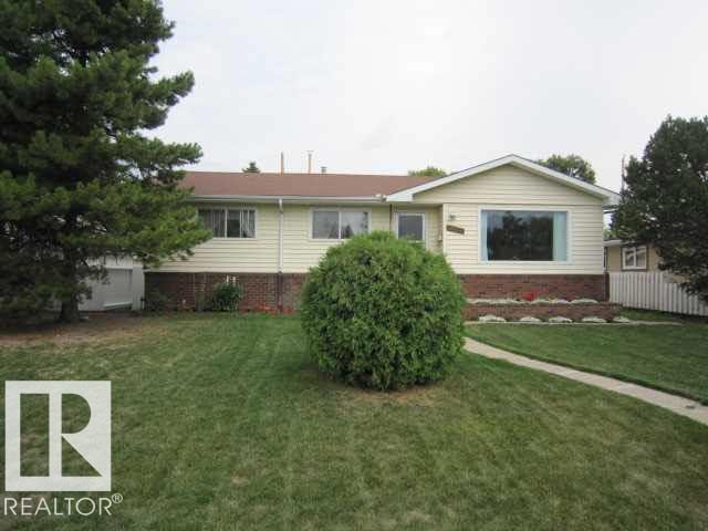 Front of 15706 84 Ave