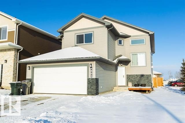Front of 4503 41 Ave