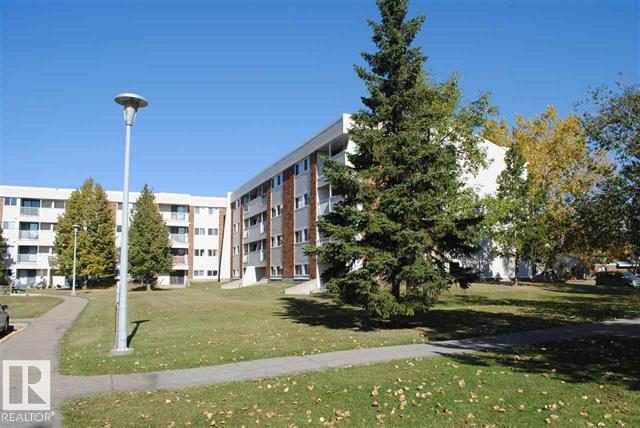 Front of 68, 11245 31 Ave