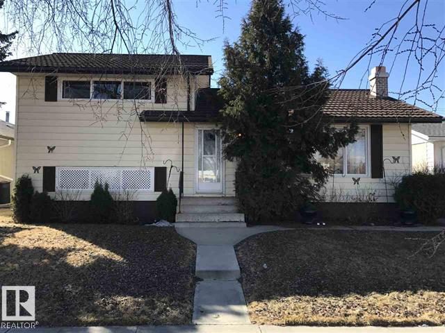 Front of 8904 168 St