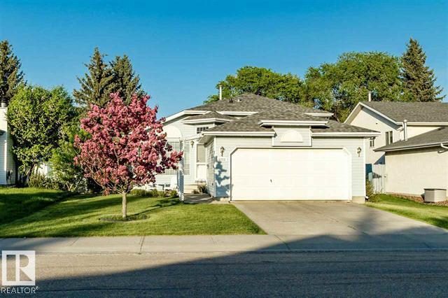 Front of 8723 188 St