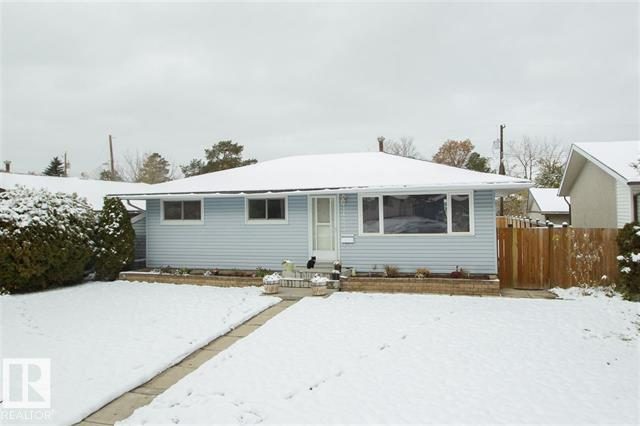Front of 16522 104 Ave
