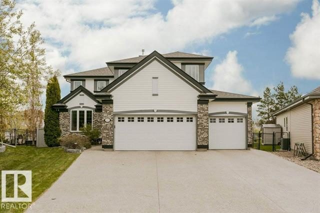 Front of 207 Galland Cl