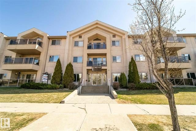 Front of 105, 6623 172 St