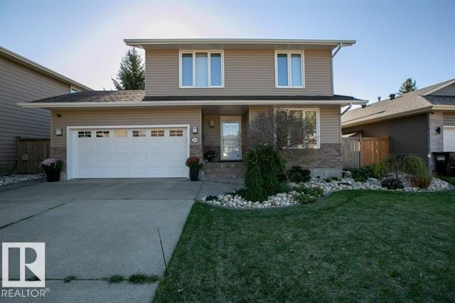 Front of 15 Gariepy Cr