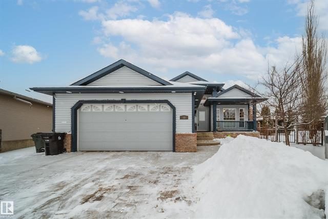 Front of 13 Linksview Pl