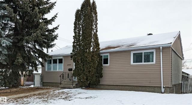 Front of 13435 132 St