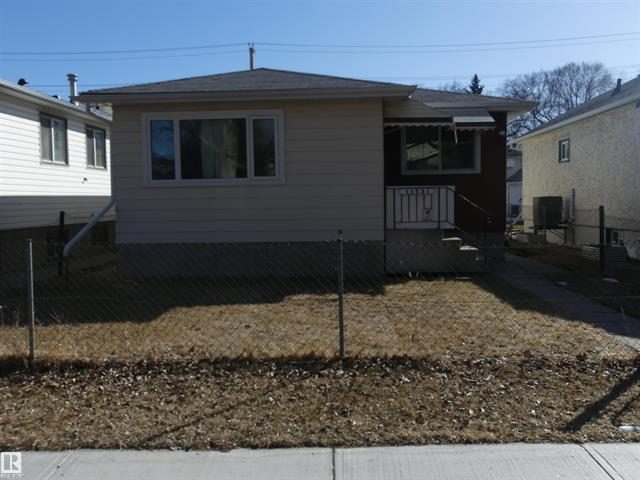 Front of 11531 91 St