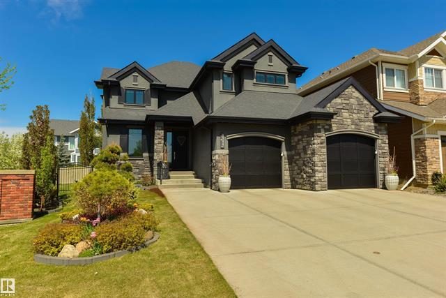 Front of 3904 Kennedy Cr