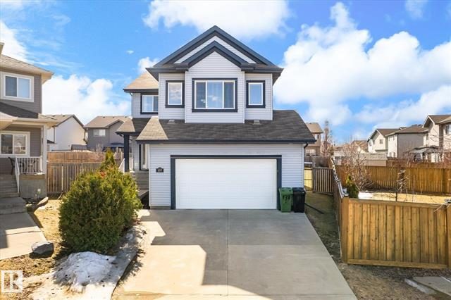 Front of 137 Wellington Pl