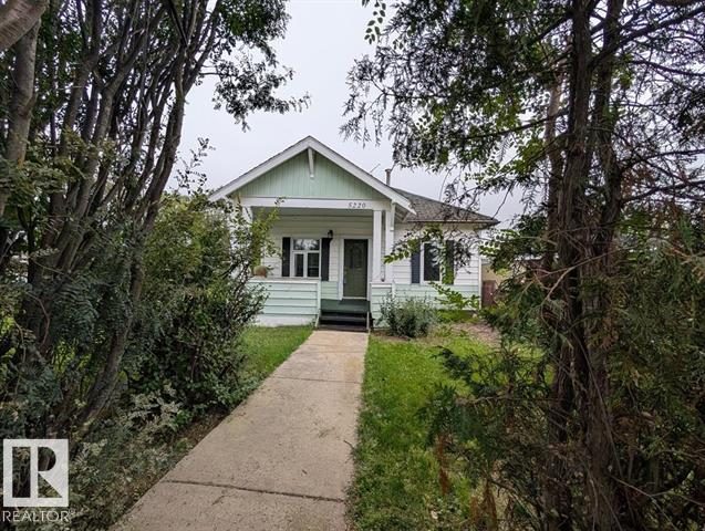 Front of 5220 50 St